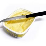 Os perigos do consumo de manteiga e margarina - por Juliana C. Oliveira