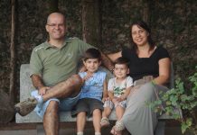 Vídeo: Uma família que aceitou o desafio de mudar totalmente seu estilo de vida