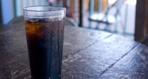 Como substituir o refrigerante?