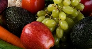 Como combinar frutas e verduras na sua dieta, é possível?